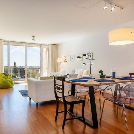 Apartament Guestready - Alges Apt With Stunning Rooftop Pool Zewnętrze zdjęcie