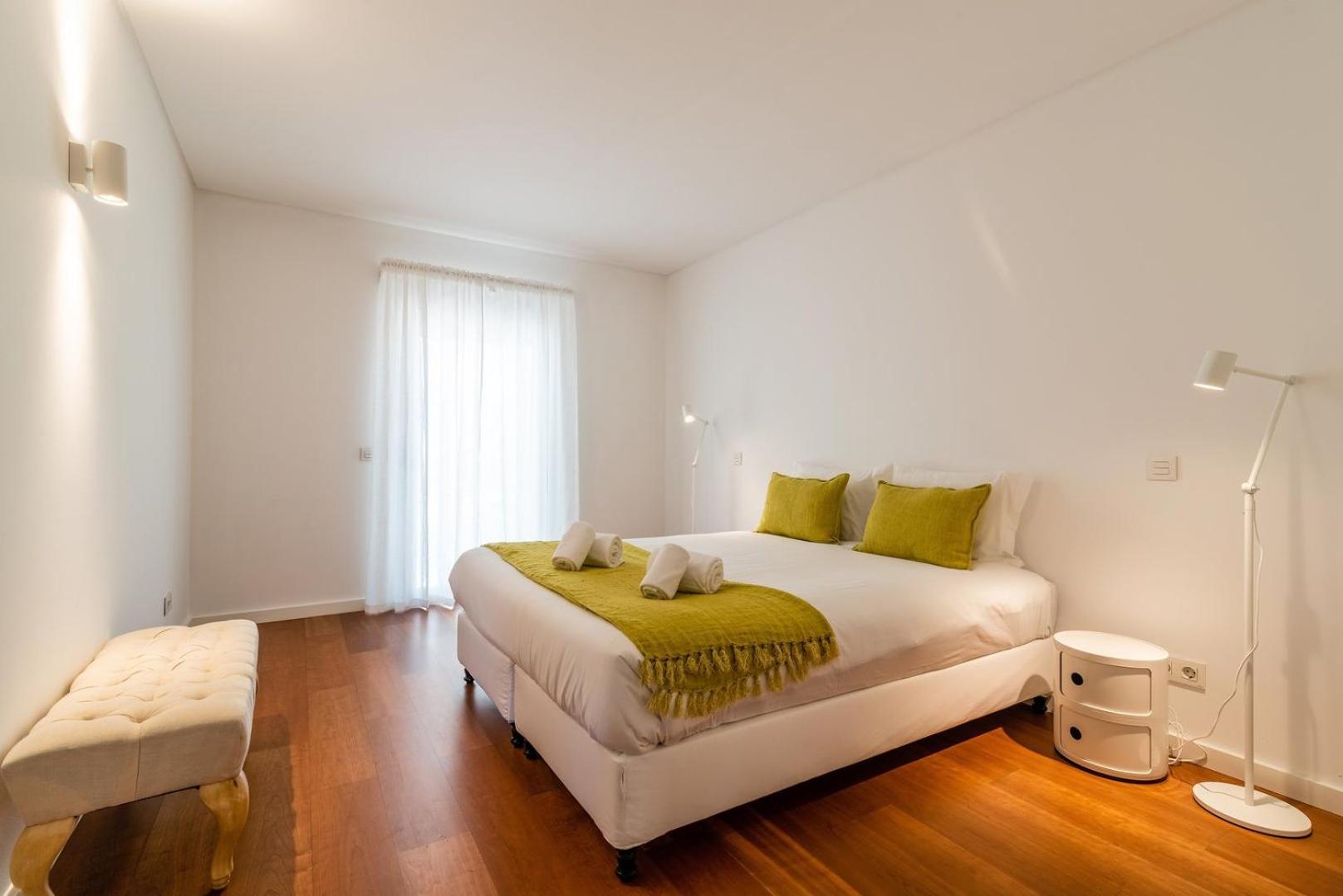 Apartament Guestready - Alges Apt With Stunning Rooftop Pool Zewnętrze zdjęcie