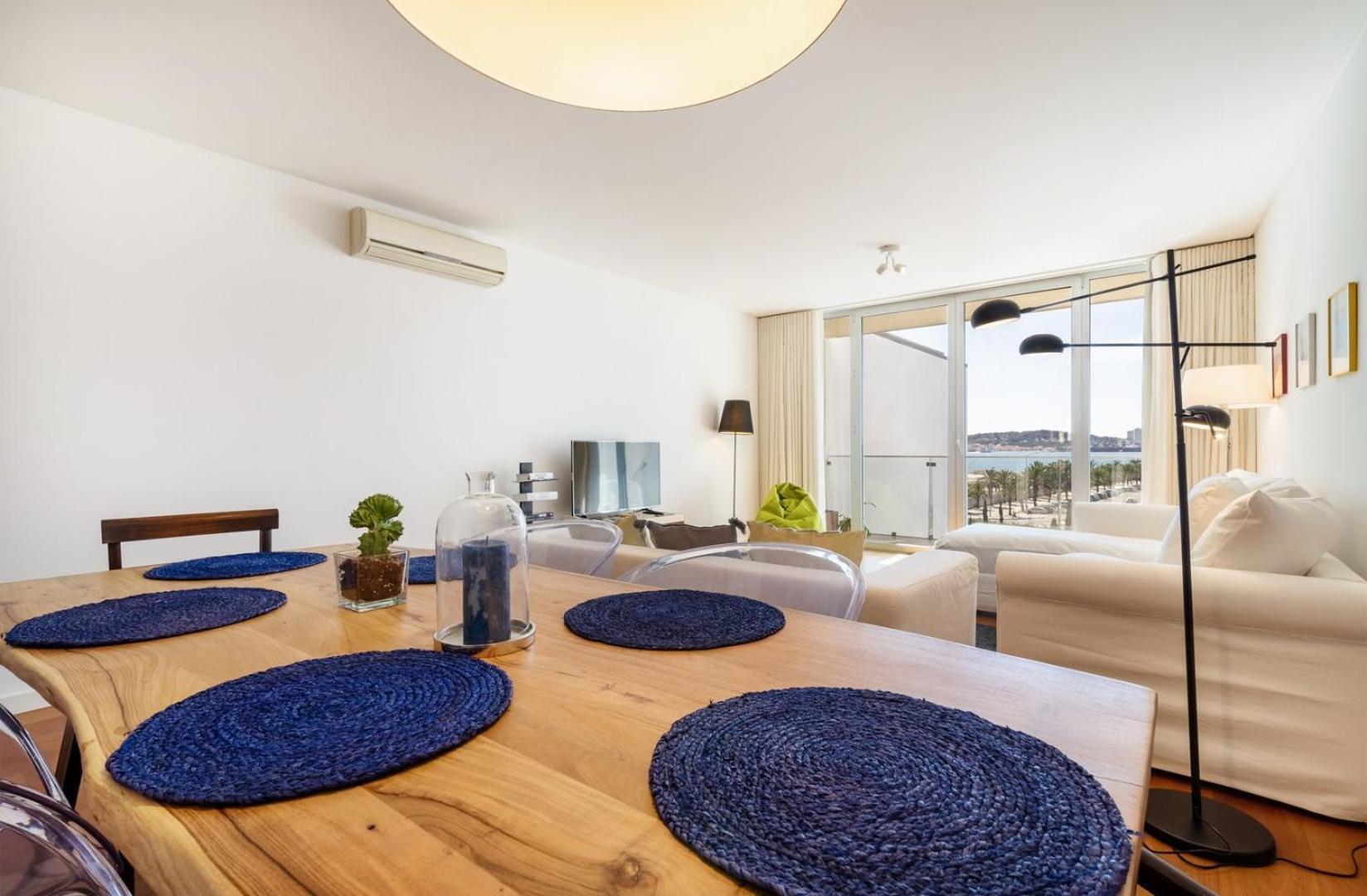 Apartament Guestready - Alges Apt With Stunning Rooftop Pool Zewnętrze zdjęcie